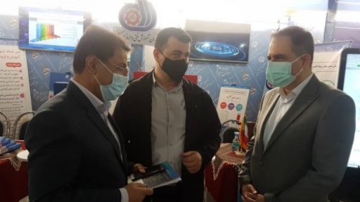 بازدید رئیس انجمن مراکز مشاوره کارآفرینی از نمایشگاه دستاوردهای وزارت کار